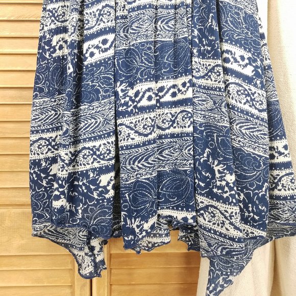 ⨇ ⨊ Bohemian Flowy Asymmetrical mini dress ⨊⨇ - Picture 8 of 9